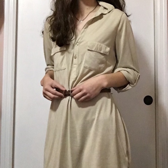 Dresses & Skirts - Tan quarter button-up dress